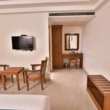 Vishnu Inn Guruvāyūr Exteriör bild